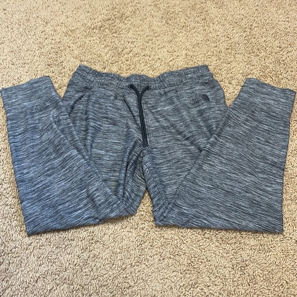 The North Face joggers - Picture 2 of 11